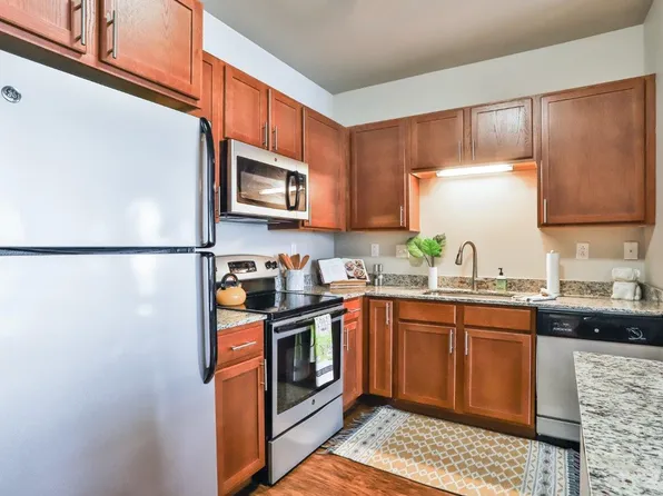 Residences at The Streets of St. Charles Apartment Homes