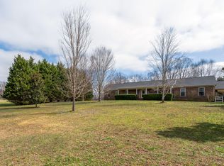 2954 Old Military Rd, Santa Fe, TN 38482