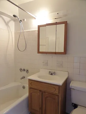 Rented by Meridian Properties | media 9