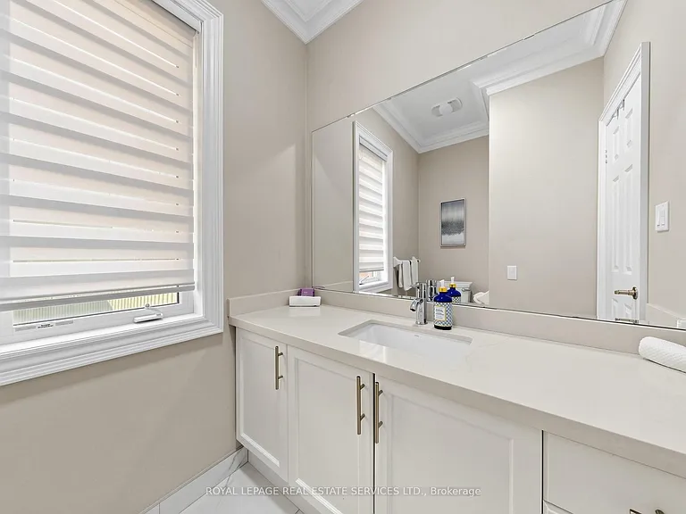 1158 Atkins Dr — Photo 17