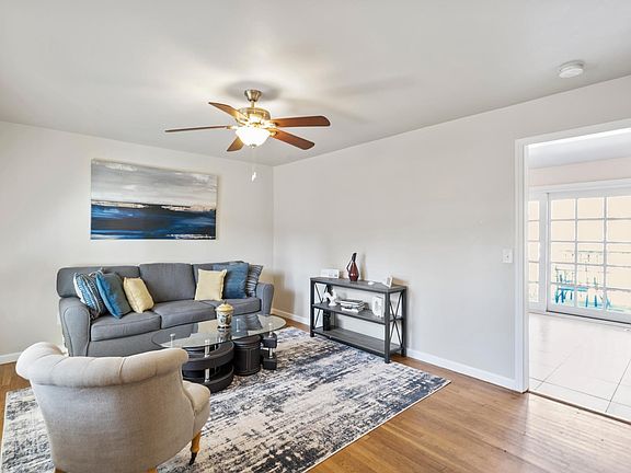3rd image of 4707 Wildleaf Ct