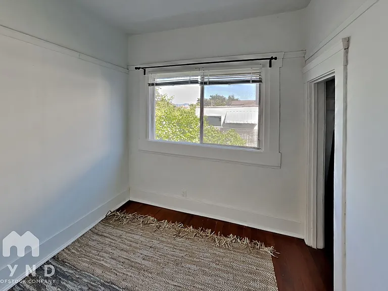 1806 Filbert St — Photo 6