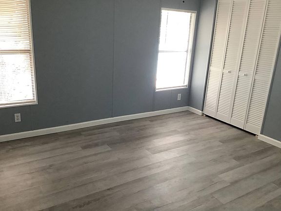 5th image of 10837 Hayden Ave