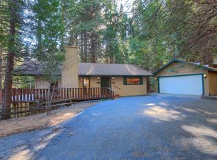 1170 Silvertip Ln, Fish Camp, CA 93623