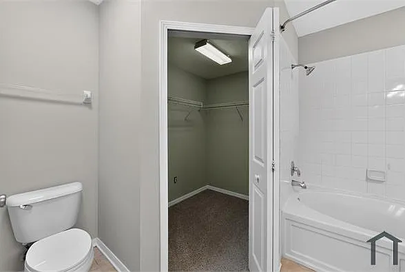 6641 Cambridge Park Dr — Photo 22