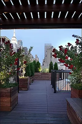 Rented by Corcoran | media 25