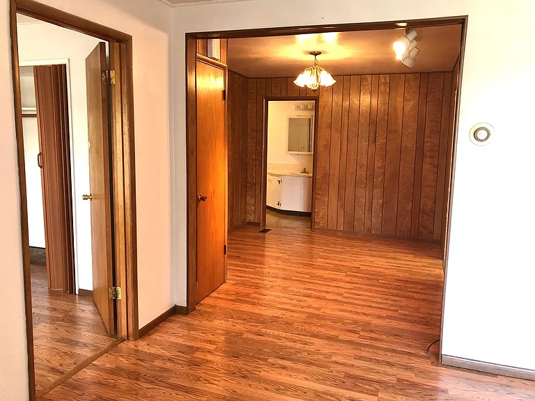 15796 SW Willamette St — Photo 8