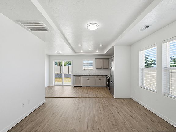 4th image of 10256 Scout Ridge St