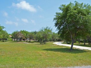 1102 Weeping Willow, Rockport, TX 78382