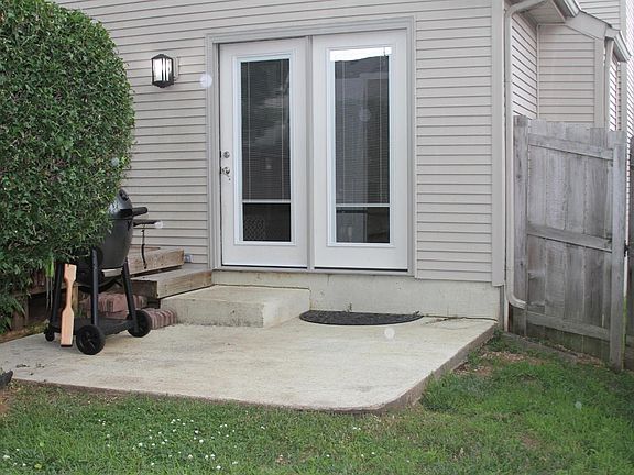 5th image of 217 Gateway Park Cir