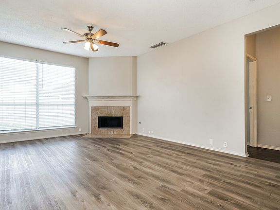 5th image of 3000 Vicksburg Ln