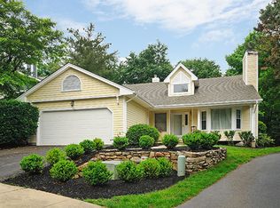 104 Autumn Ridge Rd, Bedminster, NJ 07921