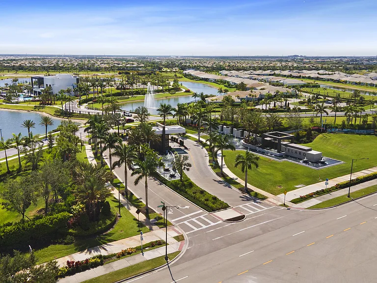 11639 SW Viridian Blvd — Photo 45