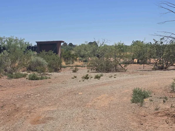 33 Dingo Rd, Alamogordo, NM 88310