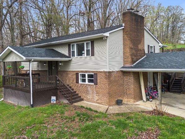 1876 State Route 1458, Flatwoods, KY 41139