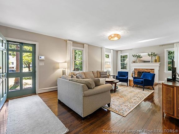 5th image of 304 Woodcrest Rd