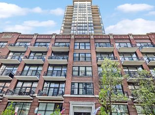 210 S Desplaines St APT 808, Chicago, IL