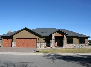 1017 Black Canyon Way, Montrose, CO 81403