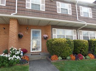 37 Provenzano St, Inwood, NY 11096