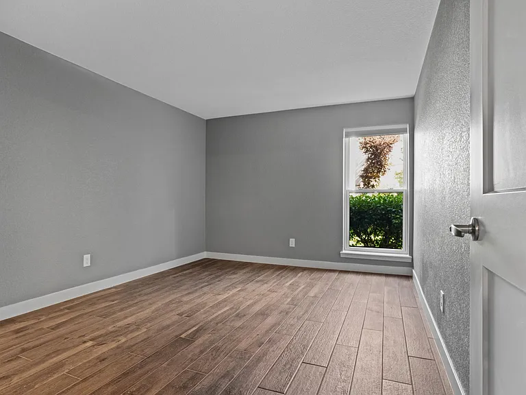 9887 E Peakview Ave #F02 — Photo 5