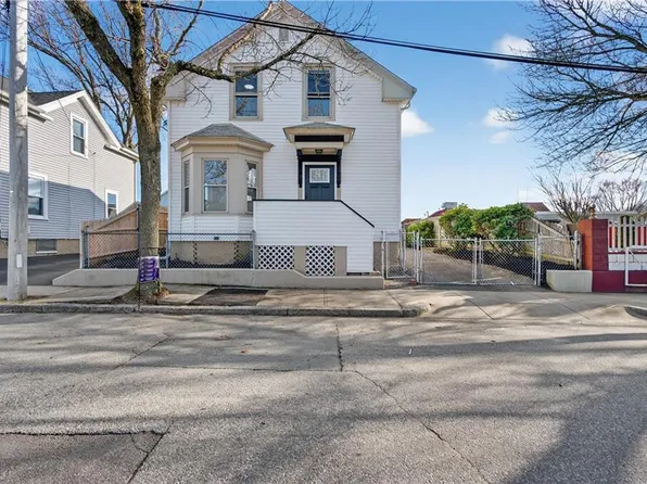 52 Sumner Ave, Cranston, RI 02920