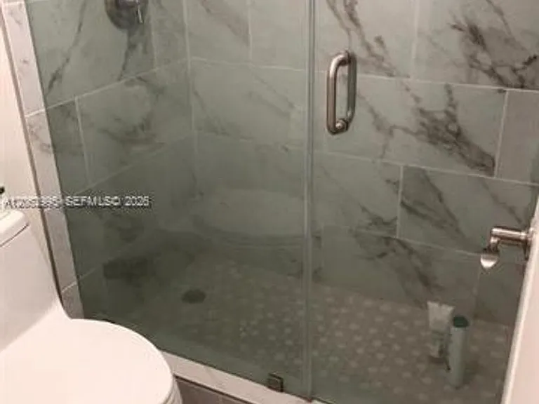 5701 Collins Avenue Cu #919 — Photo 11