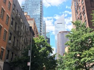 334 E 53rd Street #3A, New York, NY