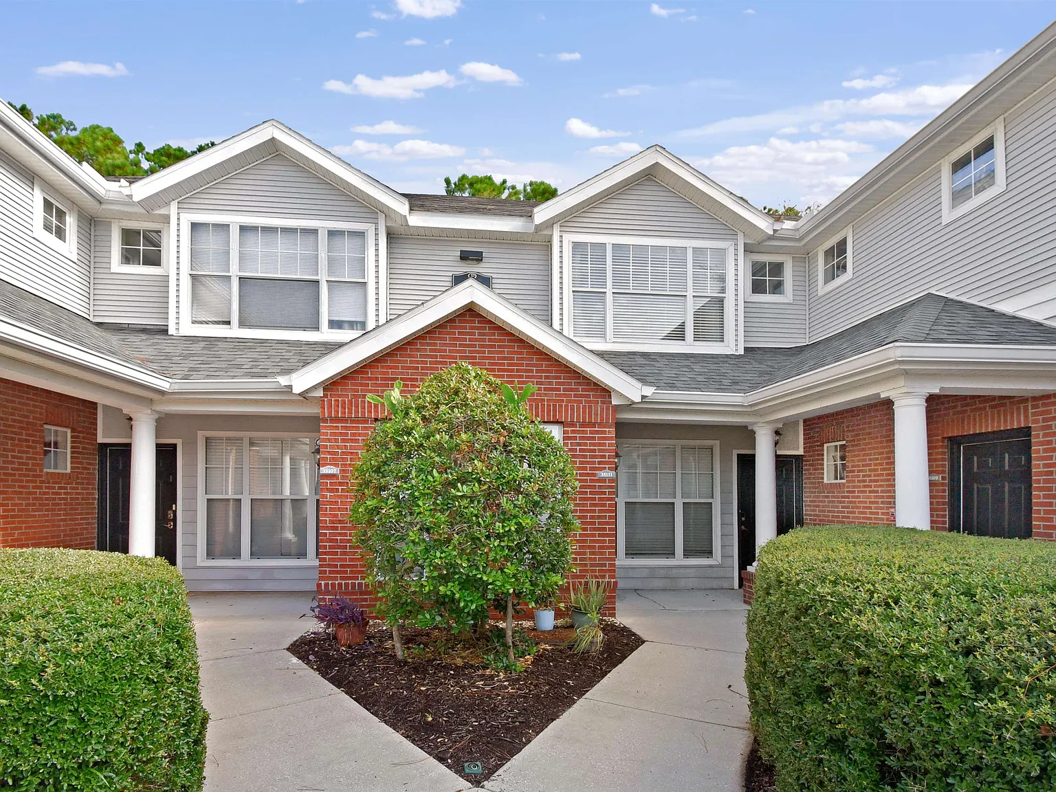 3 bed, 1409 sqft, $2,700 — Photo 3