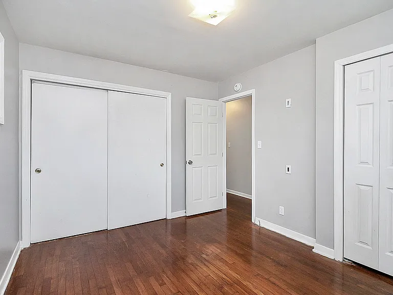 2244 English Dr — Photo 2