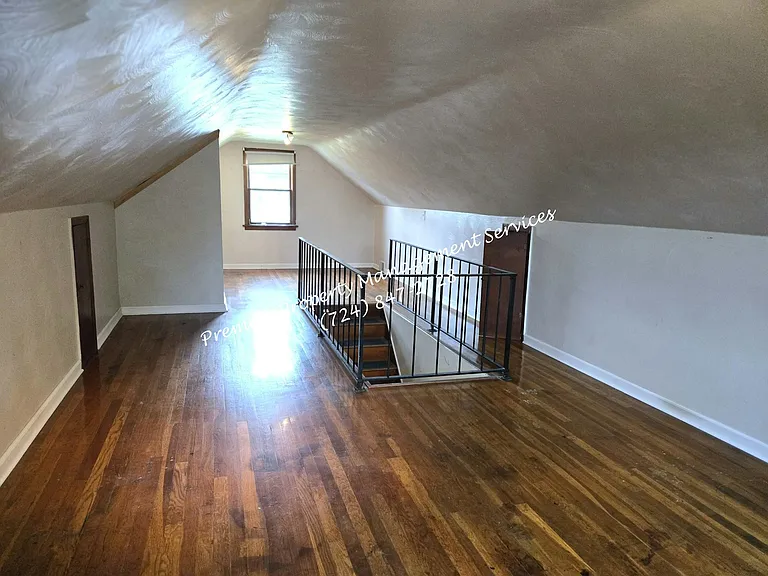 826 W Pearl St — Photo 12