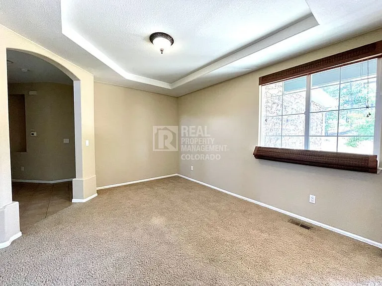 8181 S Coolidge Way — Photo 2