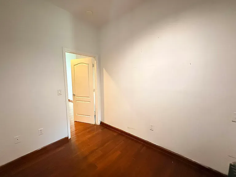 493 9th Ave #3D — Photo 6