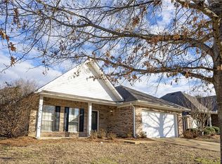 117 Ridge Cove Dr, Saltillo, MS 38866