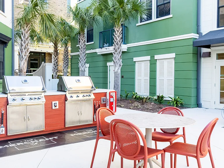 Outdoor Grilling Area at The Merchant Apartments in Charleston, SC 29403