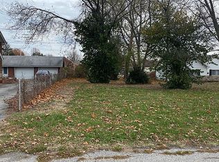 212 Main St, Cahokia, IL 62206