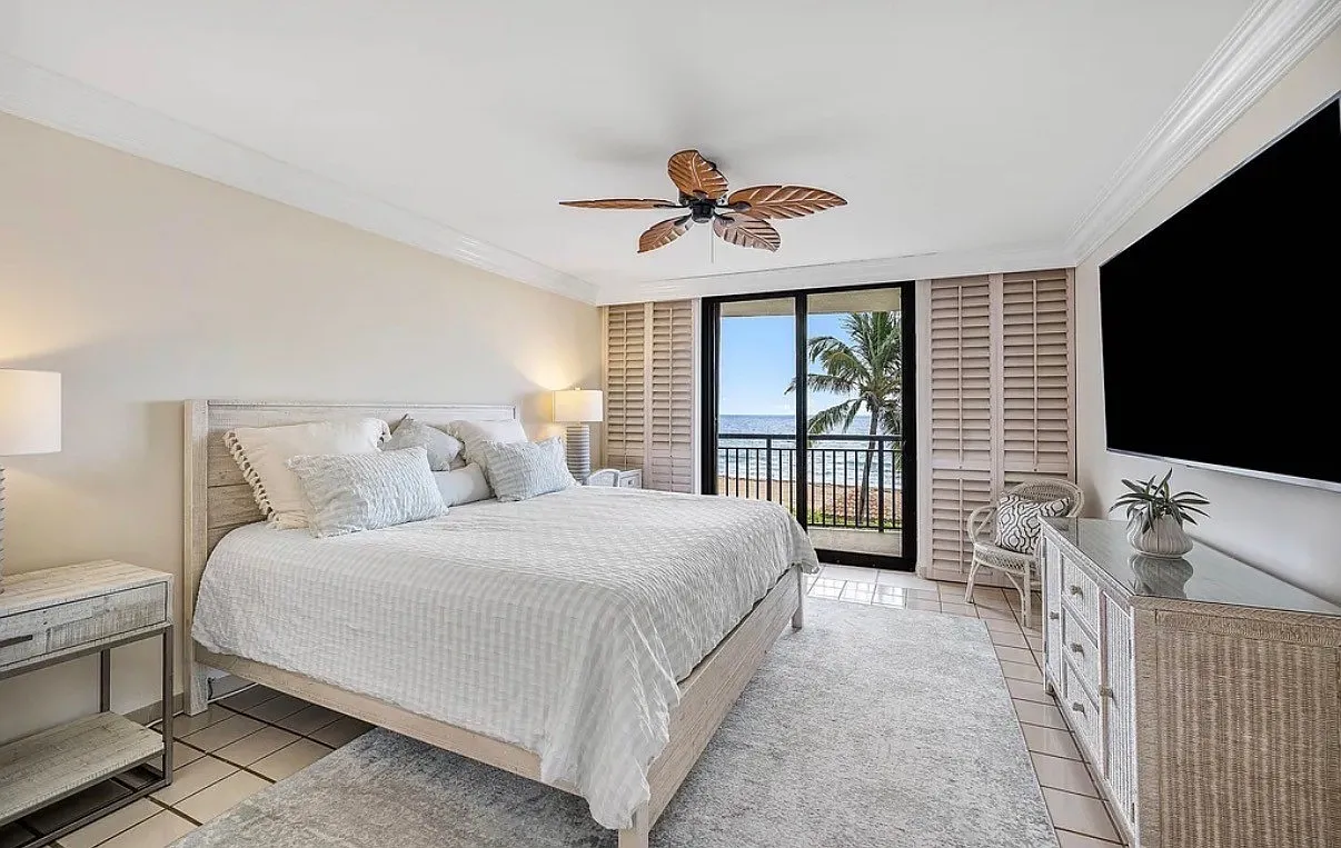 3951 N Ocean Blvd — Photo 1