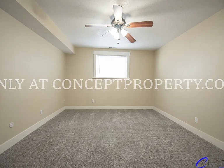 Cottonwood Heights — Photo 30