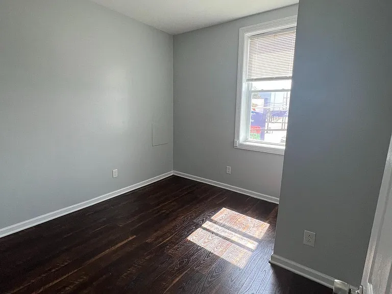 2084 E Allegheny Ave #2 — Photo 13