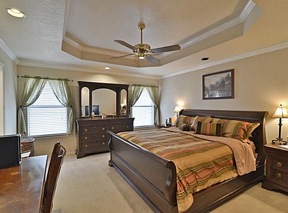3rd image of 7509 Amhurst Cir