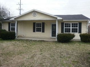 2003 Woodmill Rd, Hopkinsville, KY 42240