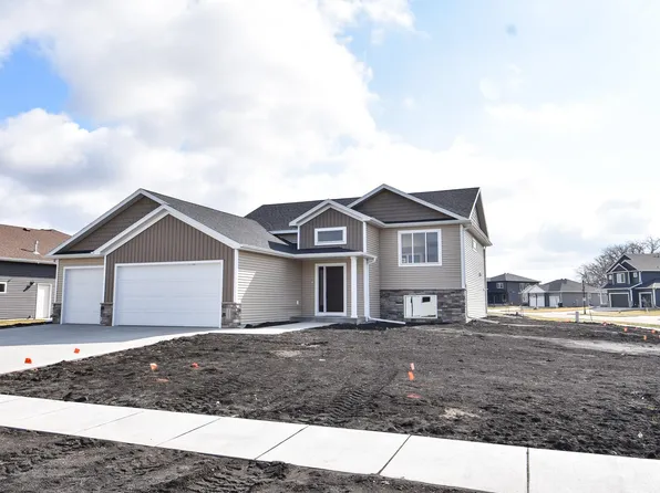 4205 Bristlecone Loop S, Fargo, ND 58104