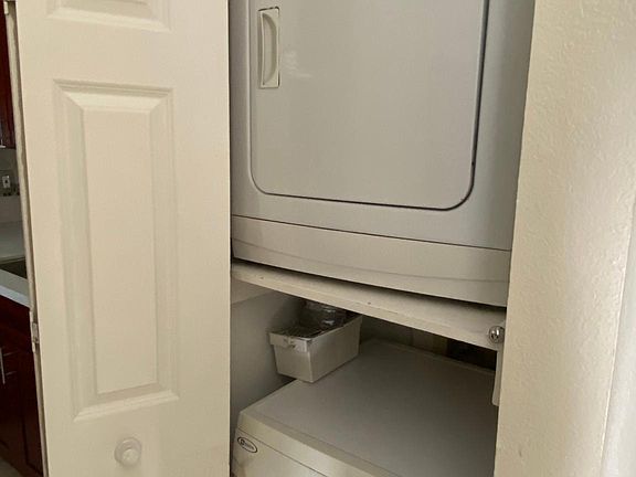 3rd image of 4681 Albany Cir APT 148