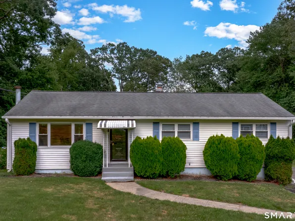 15 Fawn Hill Road, Shelton, CT 06484