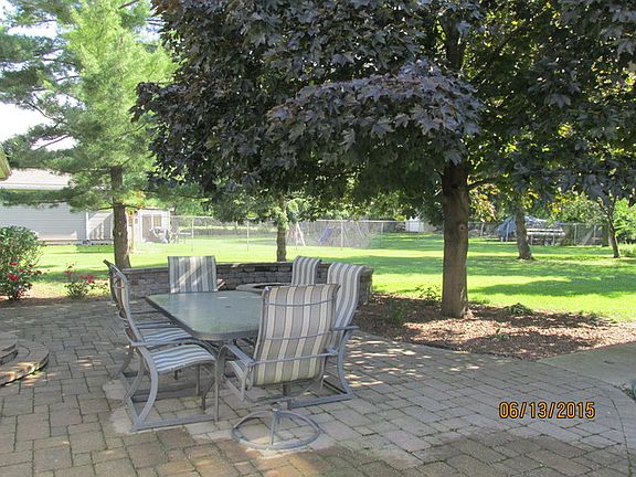 3rd image of 16910 Cicero Ave