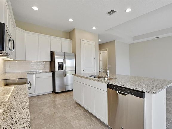 3rd image of 4756 Riverwalk Dr