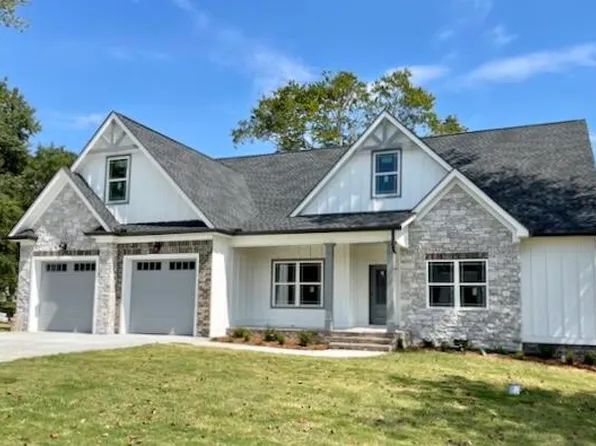 14 Windy Oak Dr, Rock Spring, GA 30739