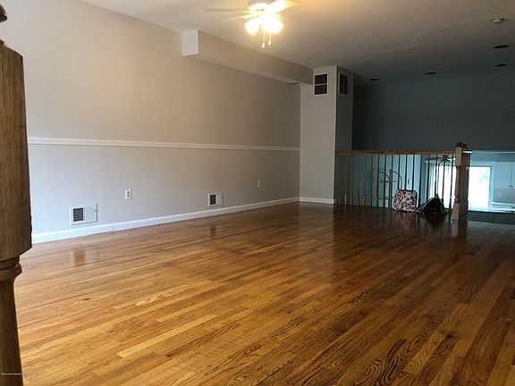 4th image of 29 Arden Ave #1
