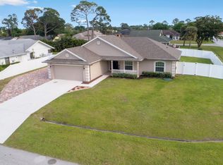 402 SE Faith Ter, Port Saint Lucie, FL 34983
