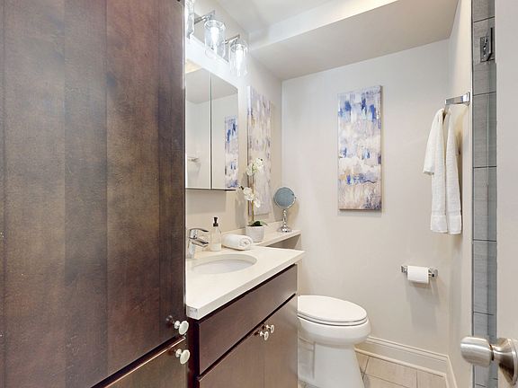 4th image of 4014-4016 N Bernard St