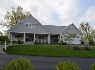 1153 W Curry Rd, Greenwood, IN 46143